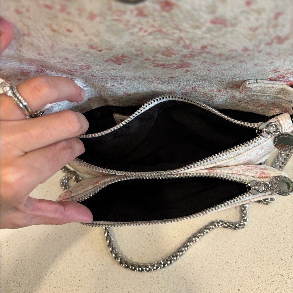 NWOT BCBGeneration Clutch Purse Shoulder Bag Chain Strap White Pink Leather - Picture 9 of 11